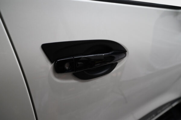 Stainless Steel Door Sills Protector NOT BLACK For Ford Ranger dual cab 22+