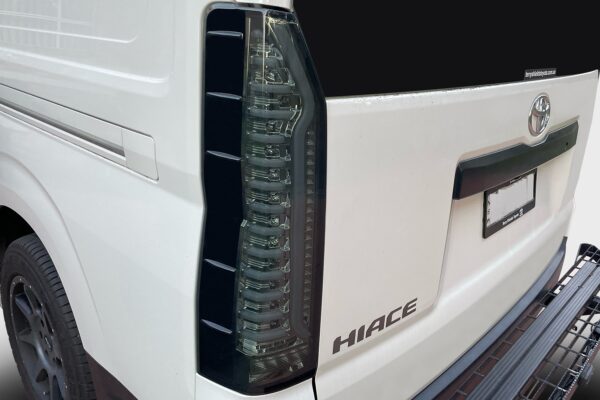 Latest Products Black Smoke Window Vent Visor Car Side Deflectors Window Visor for Mitsubishi L200