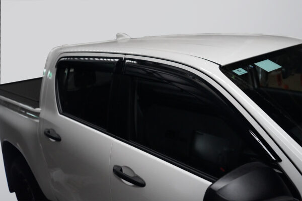 GREAT WALL POER PASS ANGER HIGH SPEC FRONT GRILL COVER WITH LIGHT GWM CANNON 2020 2021 2022