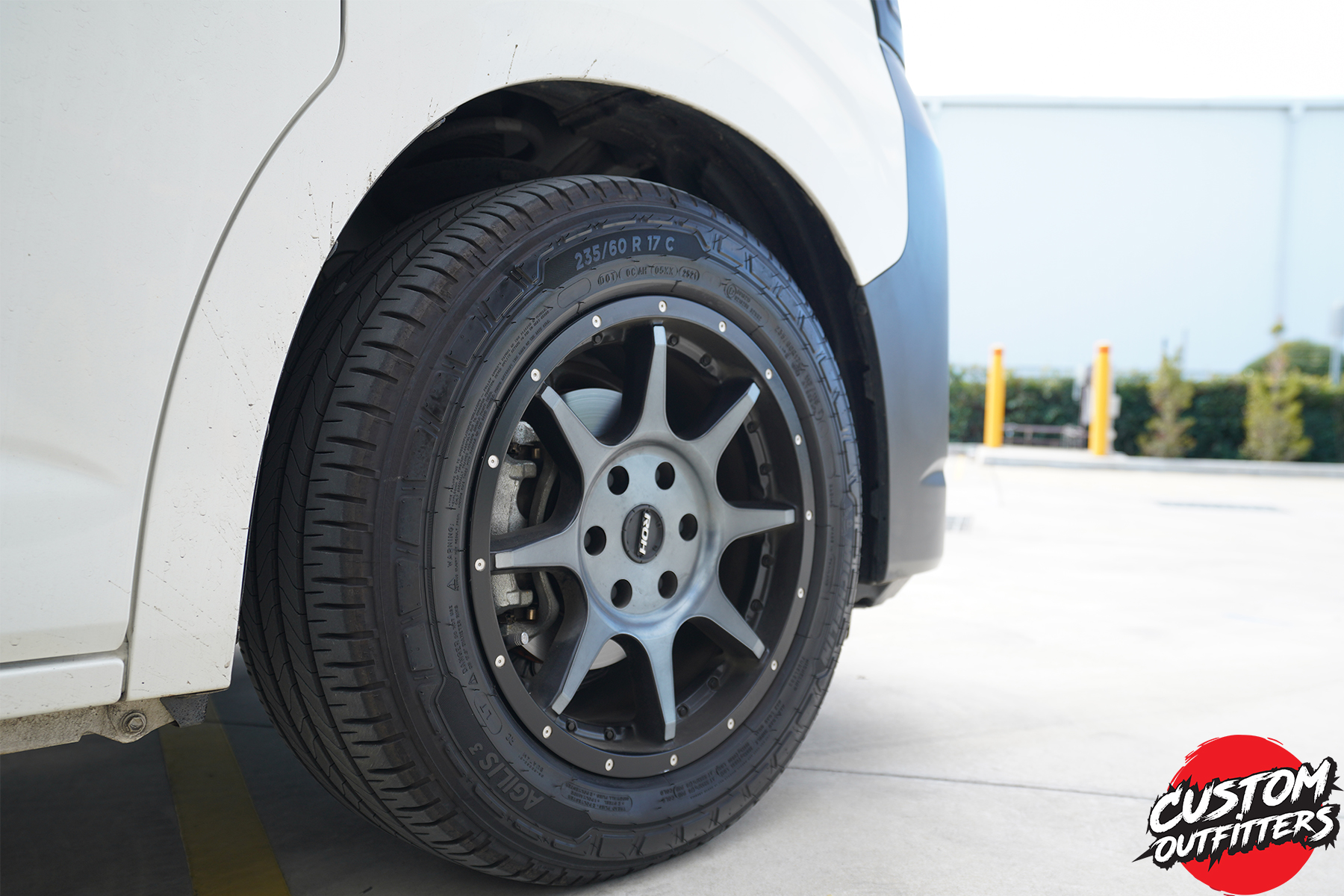 Toyota Hiace LWB