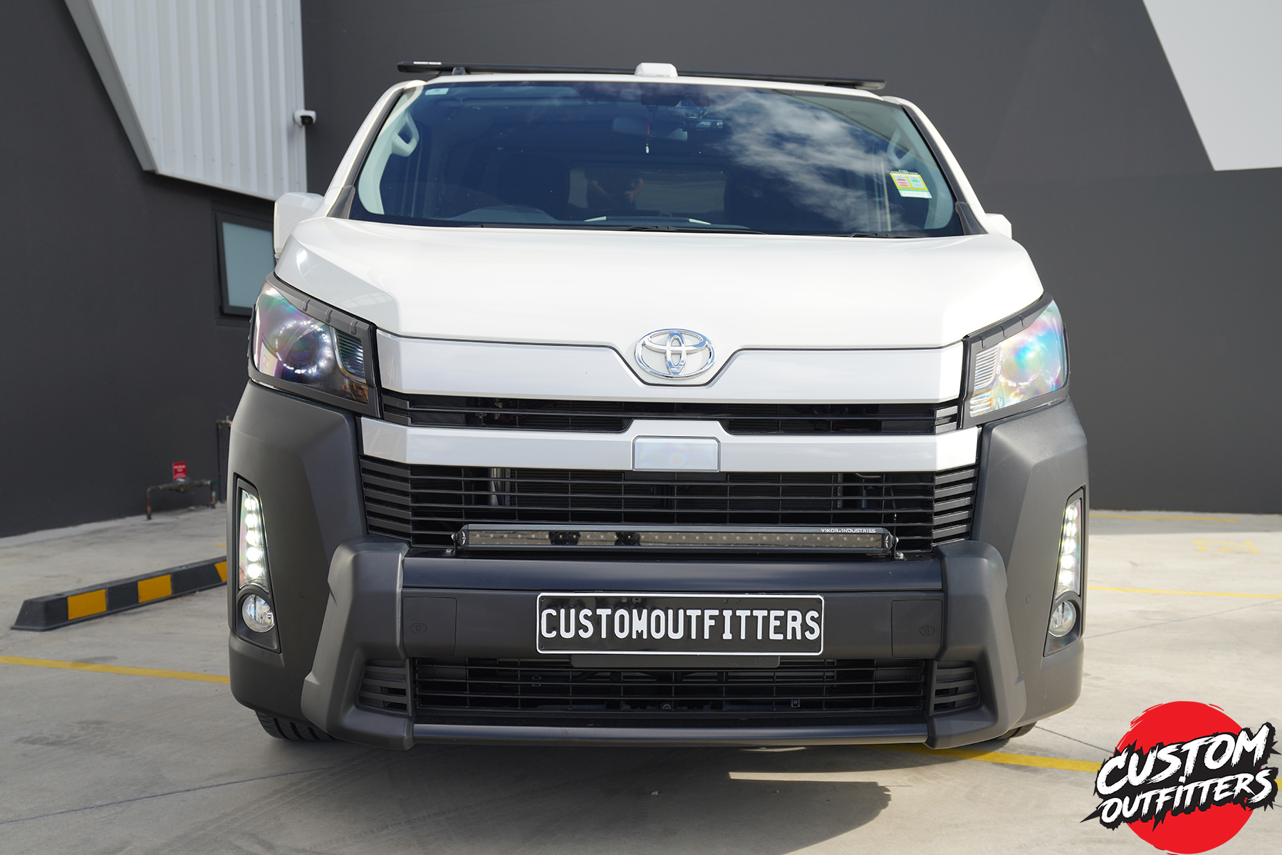 Toyota Hiace LWB