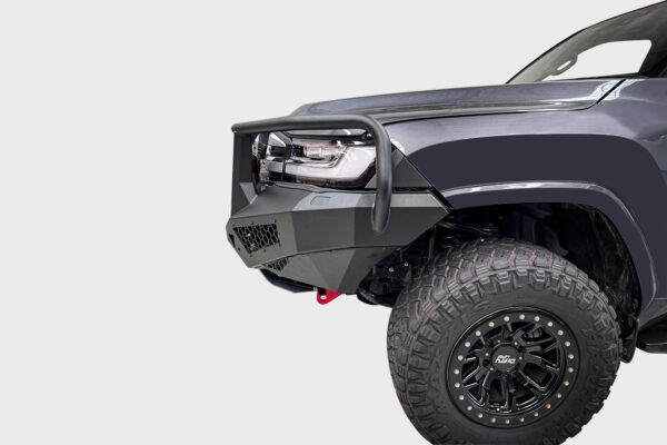 hybrid – expected to be badged GX550h – borrows its mechanicals from the HiLux-sized Toyota Tacoma