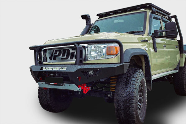 owners completely revamping the suspension system to suit. A stunning canopy sits atop, among a long list of 4x4 accessories