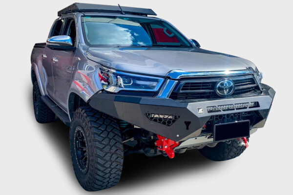 GX will have full-time four-wheel drive, a low-range transfer case, and a locking central differential. The tougher Overtrail will also pick up a locking rear differential.