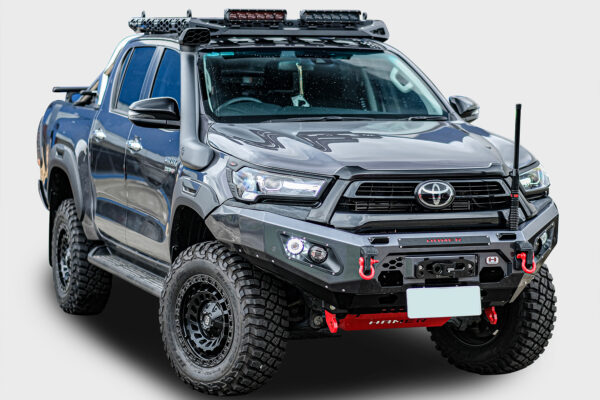 None can legally have a full payload and tow 3500kg. Having said that, both Ranger and Amarok can carry about 580kg of payload when towing a full 3500kg, while the HiLux can carry a mere 94kg. (That’s based on 5850kg GCM less 3500kg maximum tow capacity, equalling 2350kg vehicle and payload max. Factor in the 2256kg kerb weight and you’re left with a 94kg payload max).