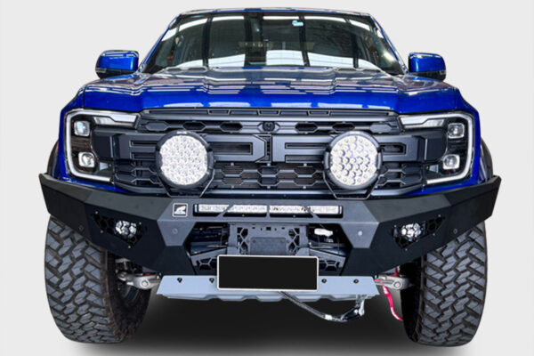 The new-generation’s longer wheelbase and wider track help to make the Everest feel composed and predictable