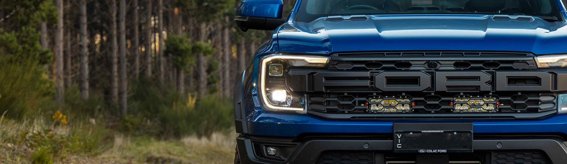 potent twin-turbo 2.4-litre diesel set-up, the refreshed Triton is expected to draw the attention of potential Ford Ranger and Toyota HiLux buyers who might not want to wait around.