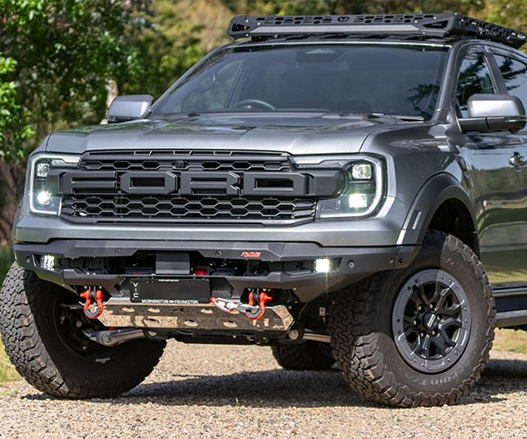 The second-generation Ford Ranger Raptor raises the bar for off-road pick-ups