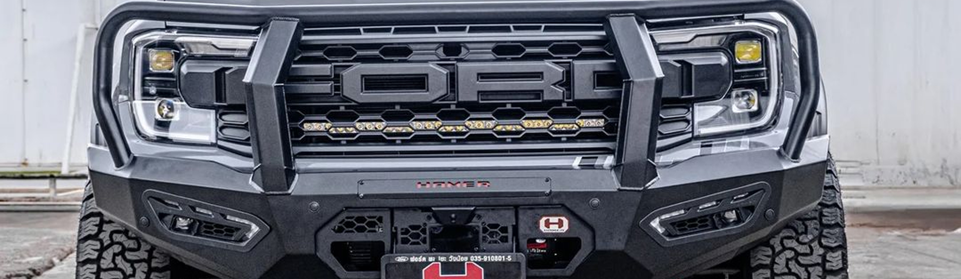 2.0-litre four-cylinder turbo-diesel choices – now with eight-speed torque-converter automatic availability – the all-electric e-Transit EV offers a 74kWh battery, DC fast-charging ability and up to 380km of range.
