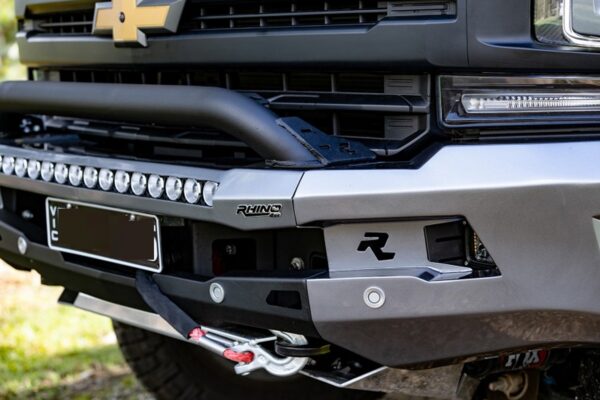 Imported to Australia by GM Specialty Vehicles (GMSV), remanufactured to right-hand drive by Walkinshaw in Dandenong, and distributed through a network of 56 dealers, the Chevrolet Silverado goes head-to-head with the Ford F-150 and Ram 1500