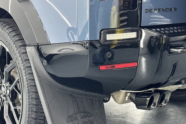 Black Venom Rear Reverse Light to suit Landrover Defender 90/110 Series (Clear) (2021-2025) - Image 2