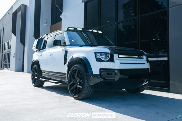 Black Venom LED Grille Kit to suit Landrover Defender 90/110/130 Series (2021-2025) - Image 4