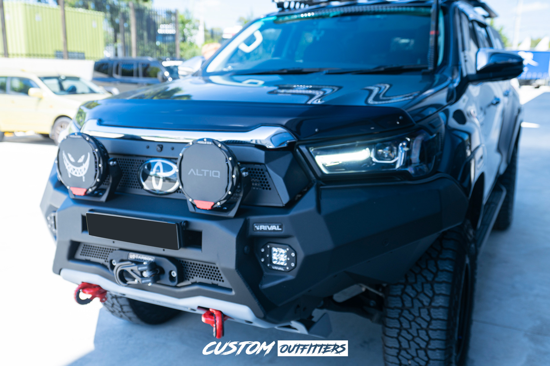 Toyota Hilux SR5 Build