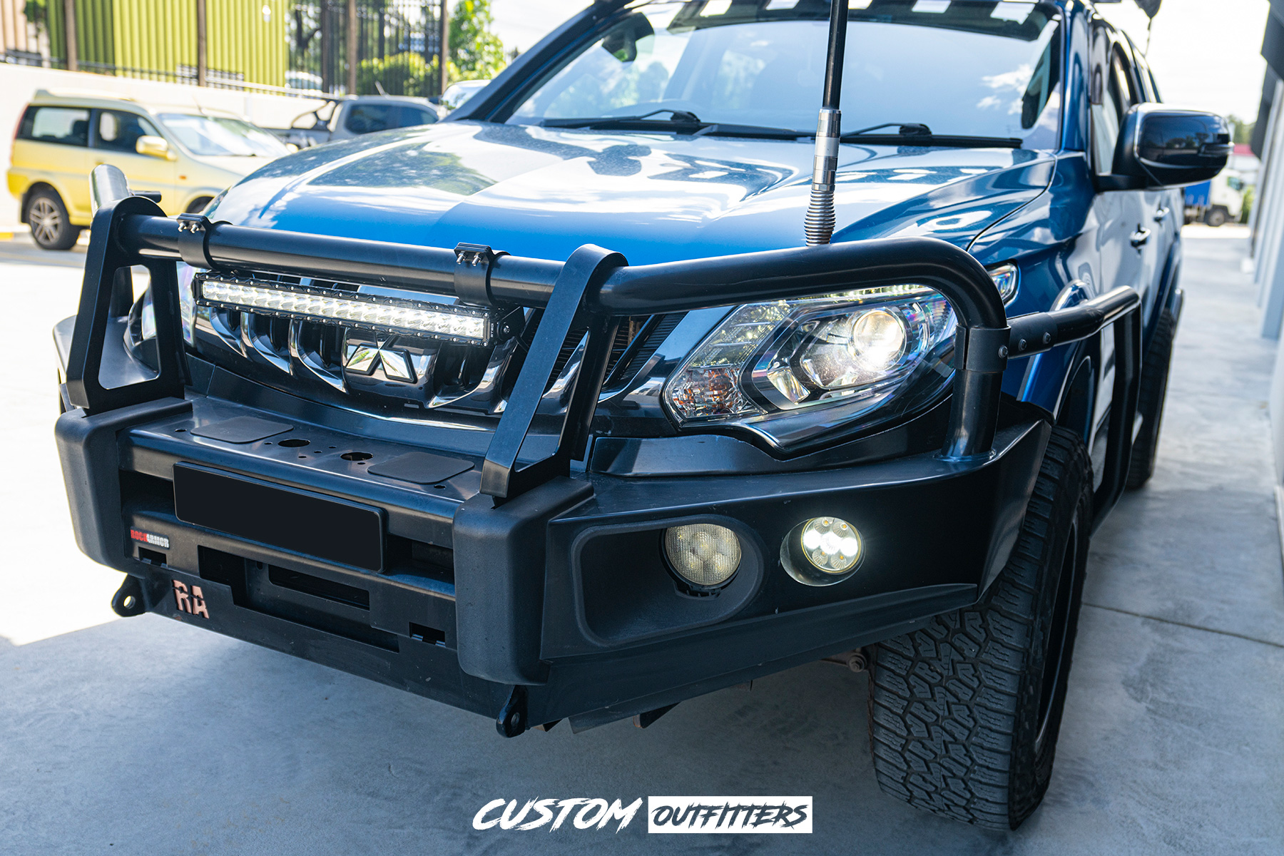 Mitsubishi Triton MQ Build