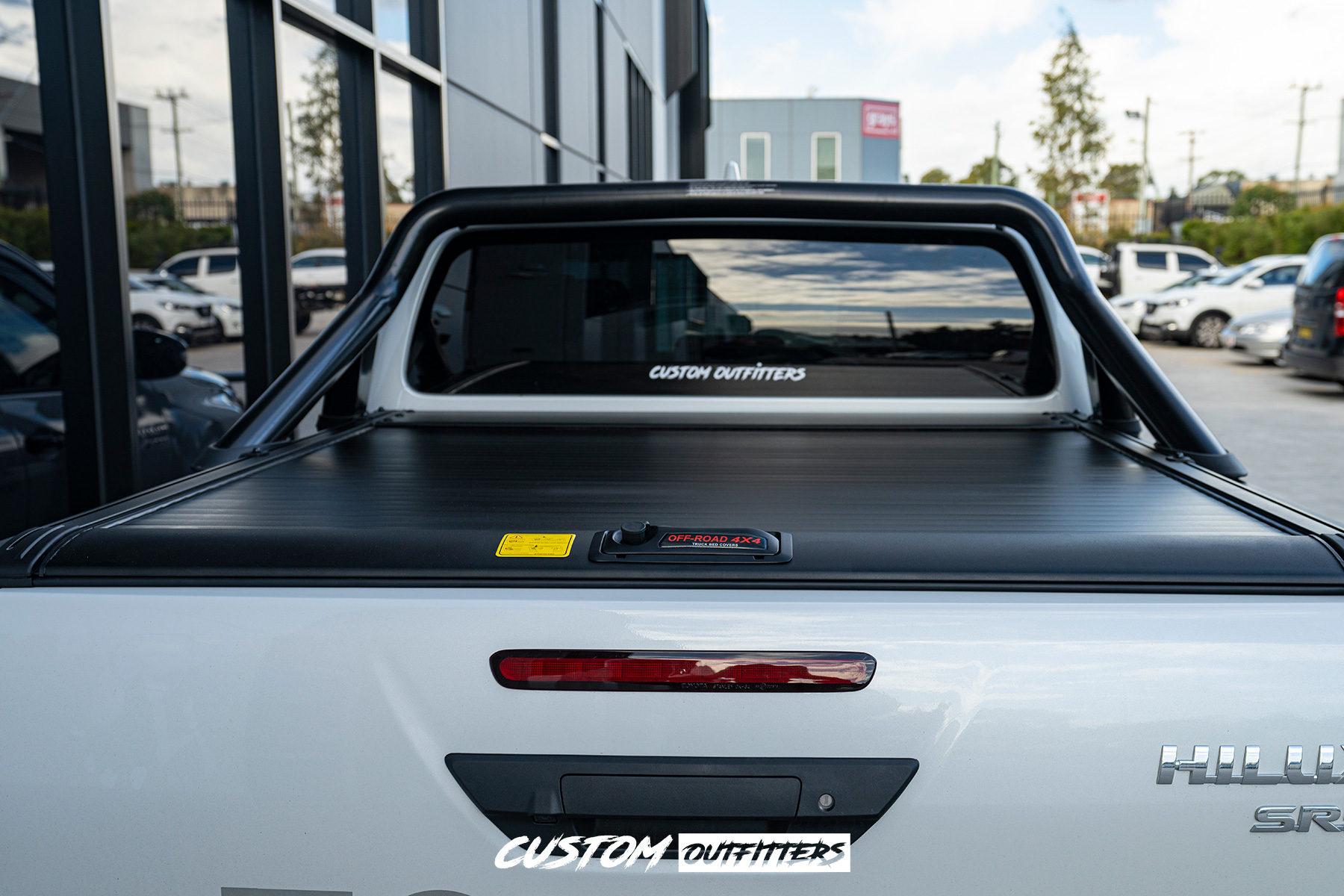 Toyota Hilux SR5 Build