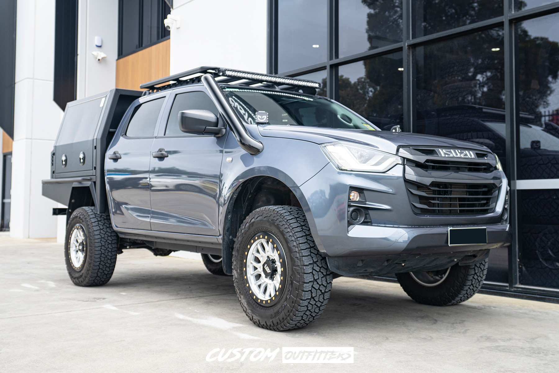 Isuzu Dmax Build