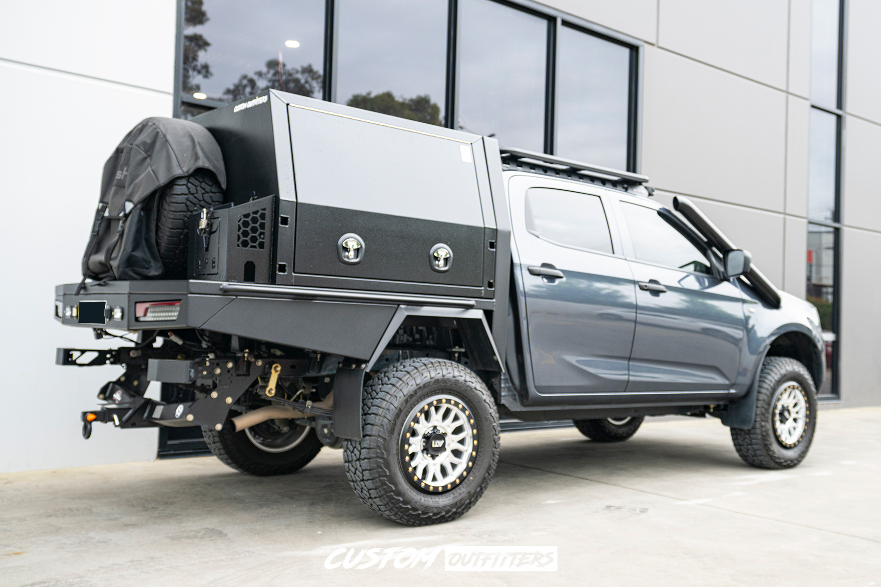 Isuzu Dmax Build