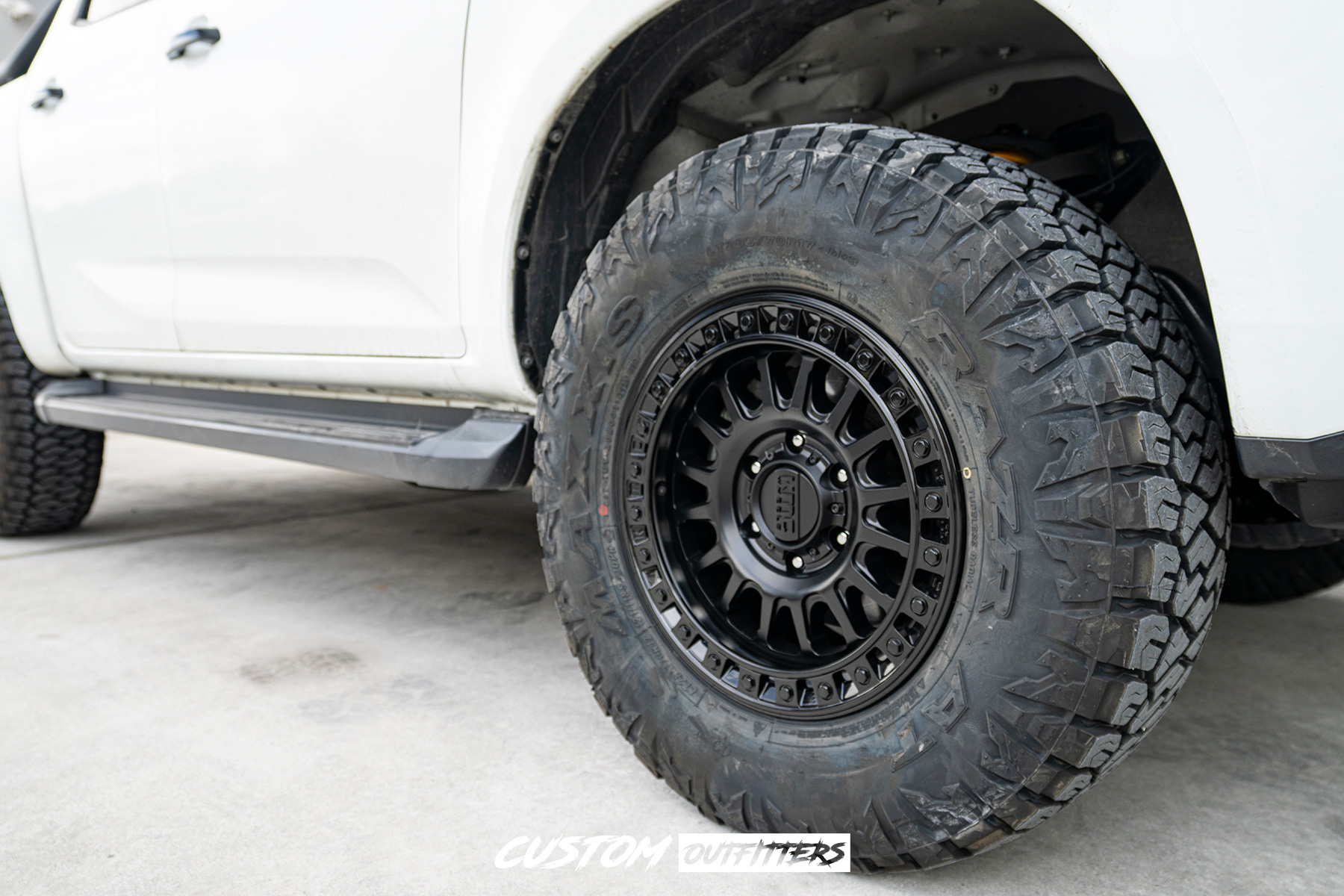 Isuzu Dmax Build