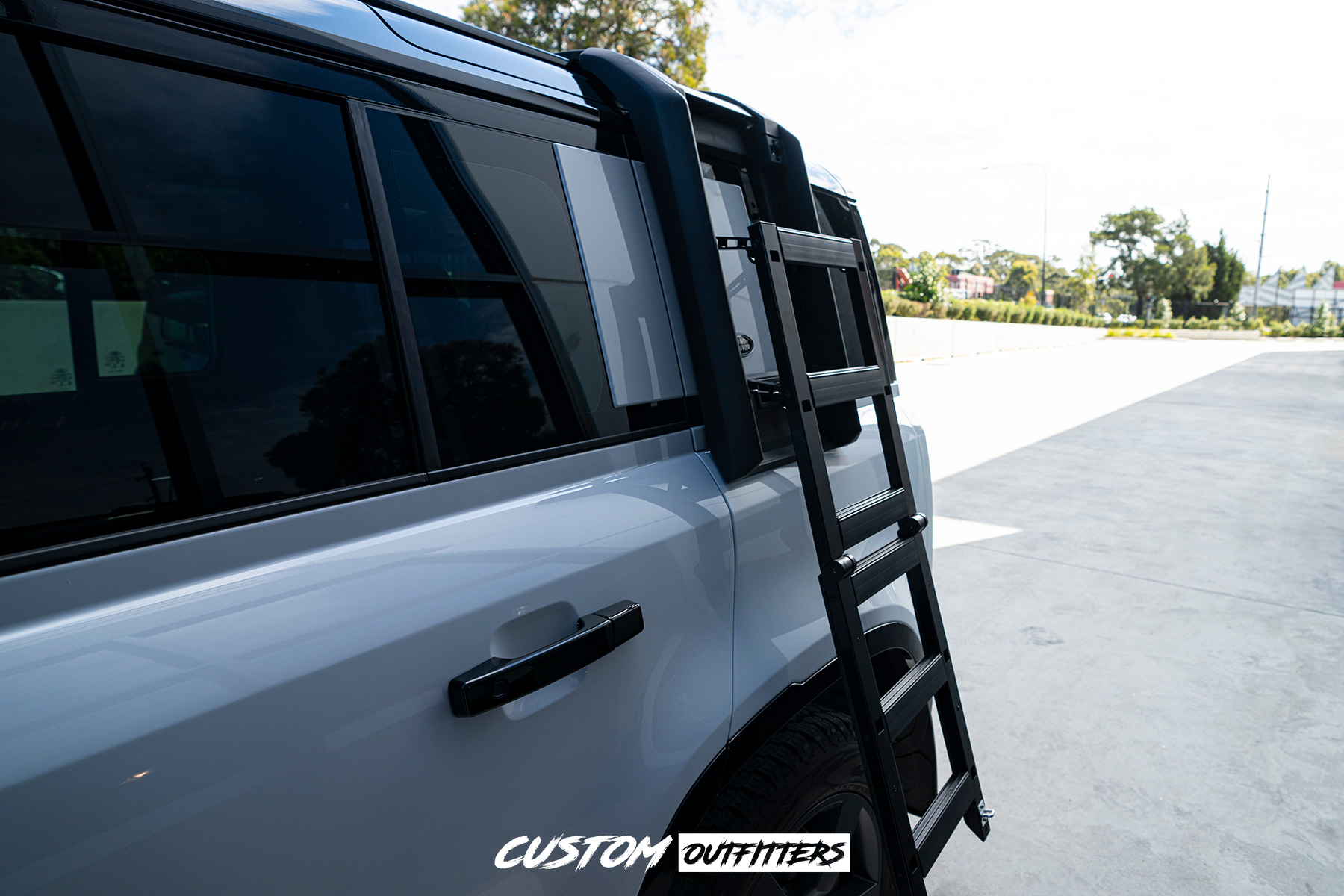 Landrover Defender 110 Build