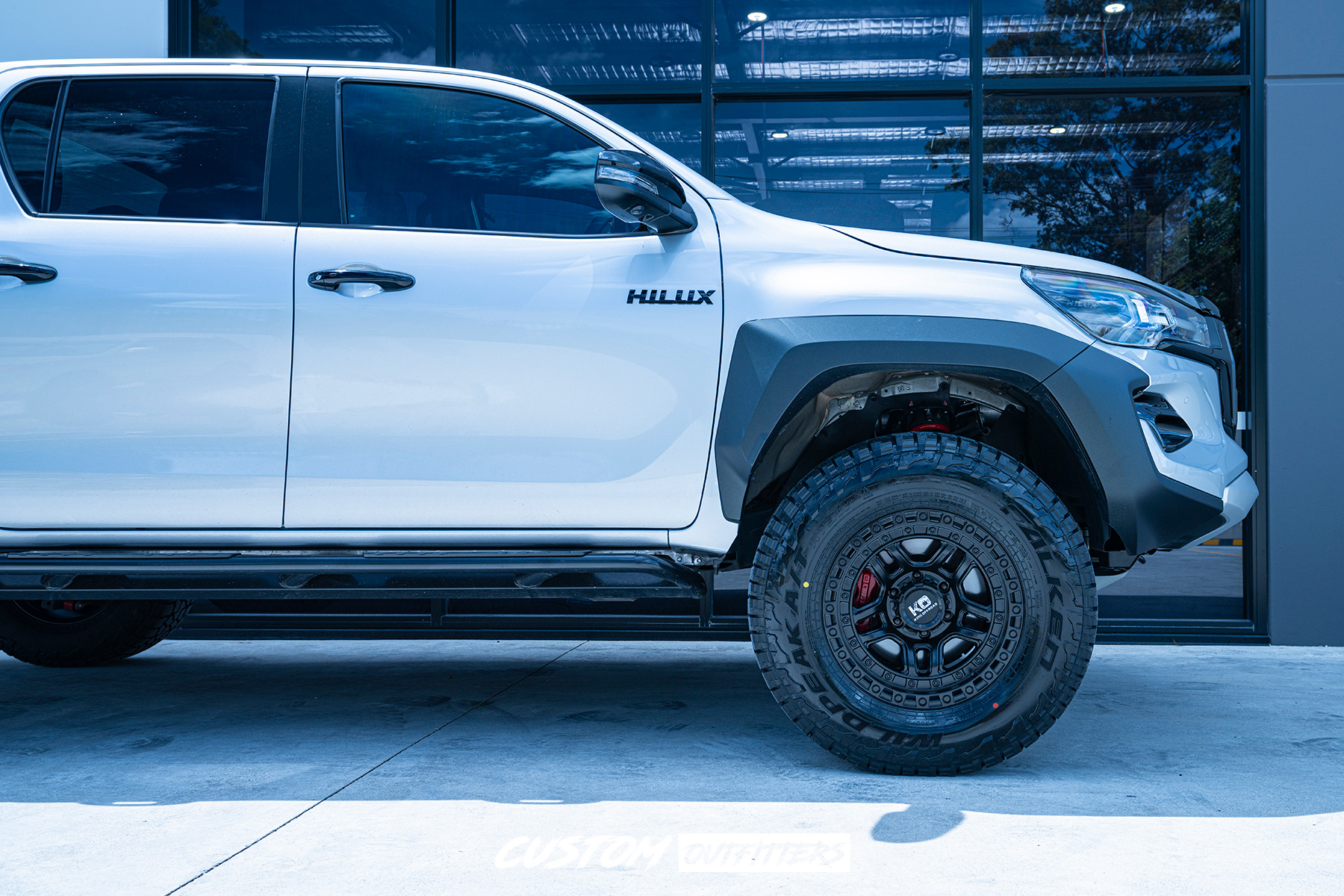 Toyota Hilux GRS Build