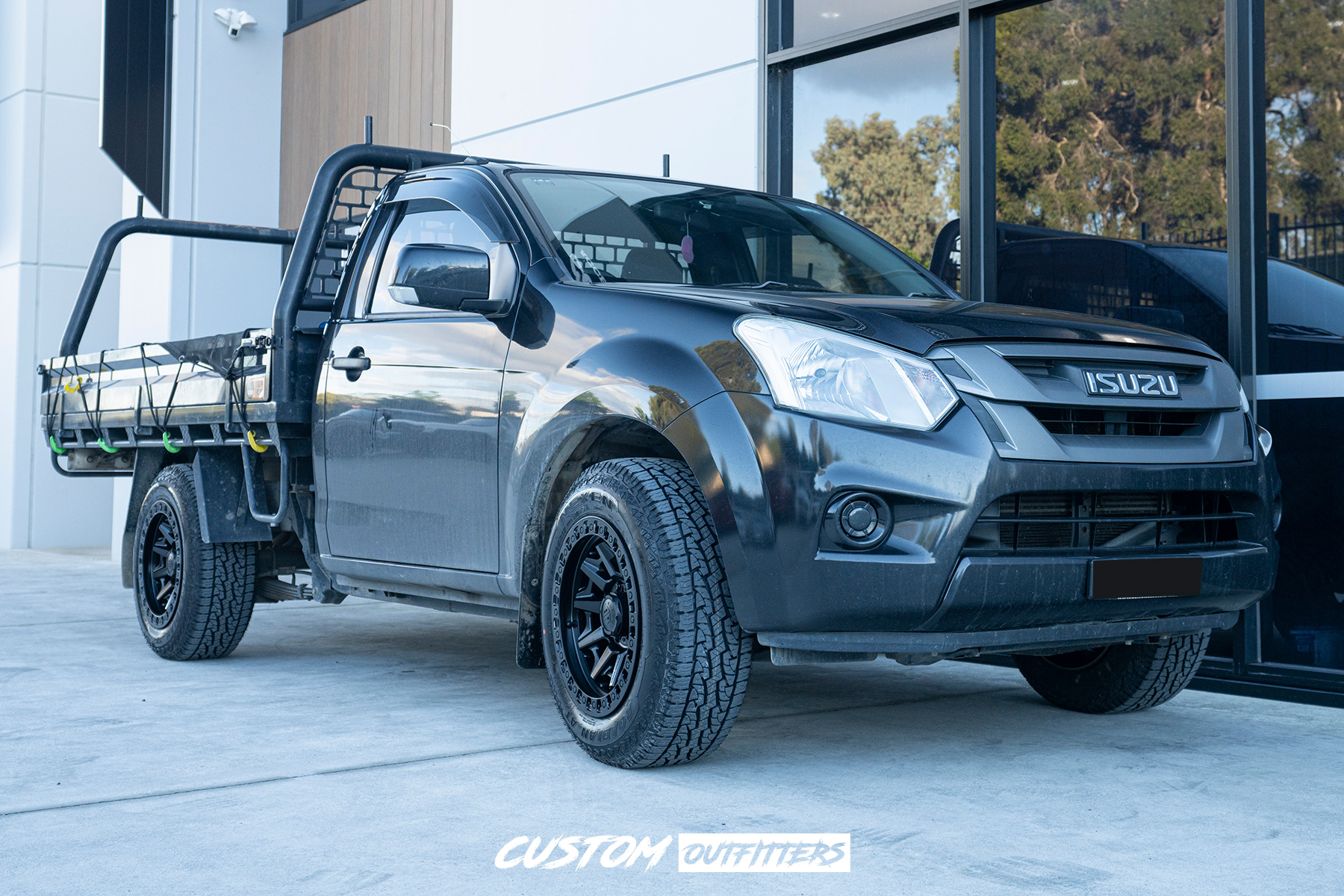 Isuzu Dmax Build
