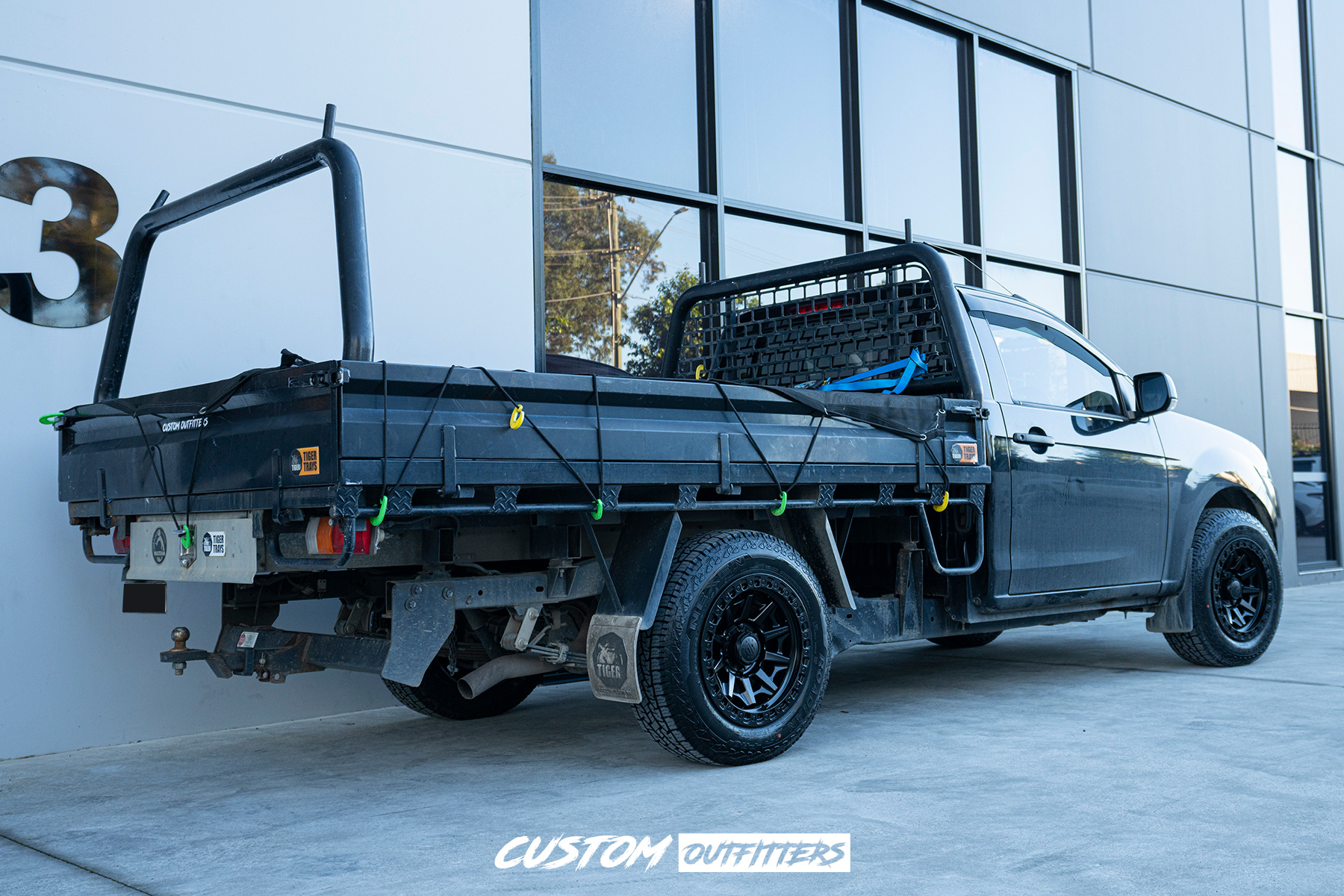 Isuzu Dmax Build